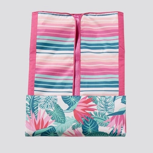 NWTIB Matilda Jane Enchanted Garden Beach Mat - Picture 7 of 7